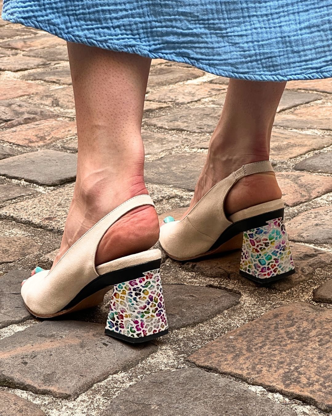 Sophie Sling Back Velours Amande - Tanya Heath Paris