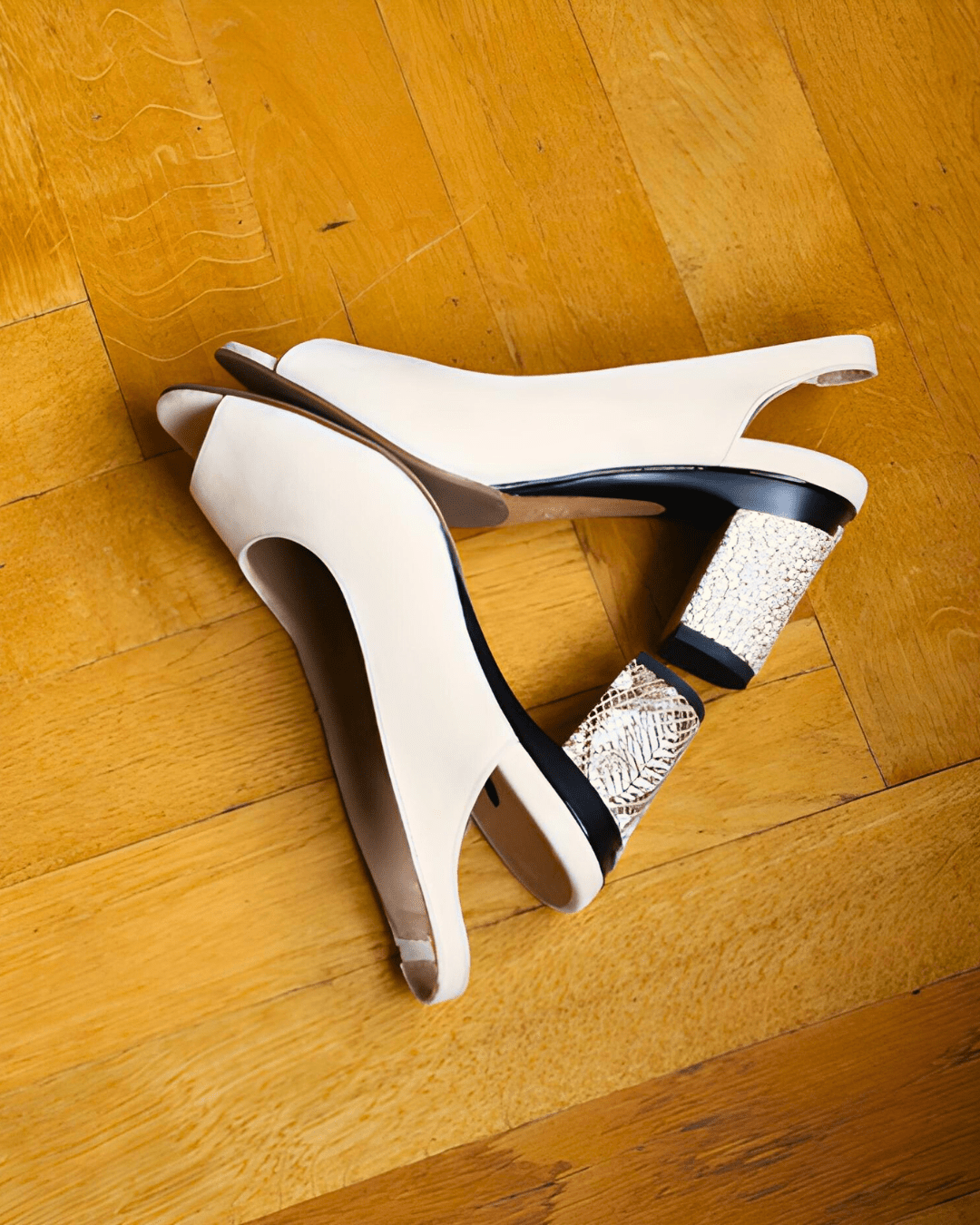 Sophie Sling Back Velours Amande - Tanya Heath Paris
