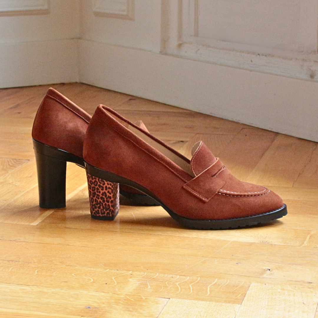 Emma Velvet Brown Loafer