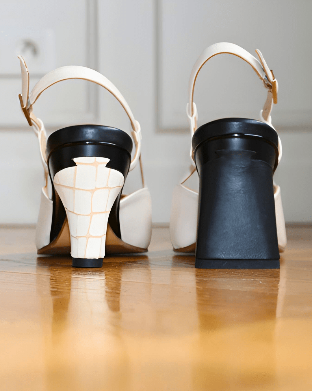 Iris Slingback Bi - color Noir et Crème - Tanya Heath Paris