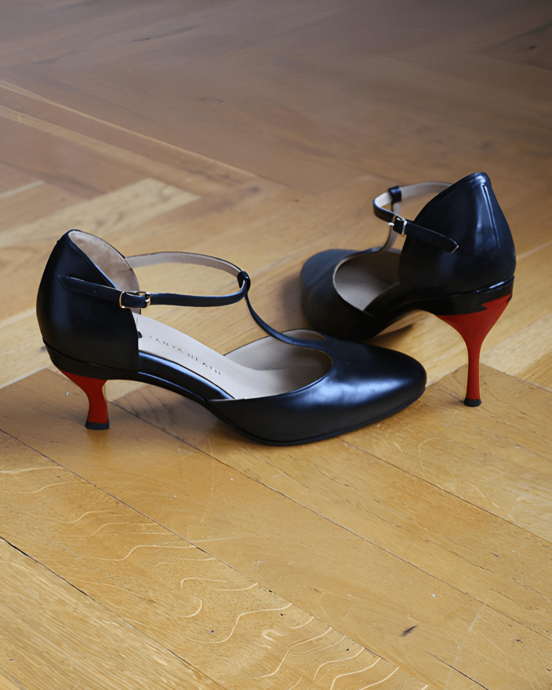 Marla Salomé Noir Pré - commande - Tanya Heath Paris