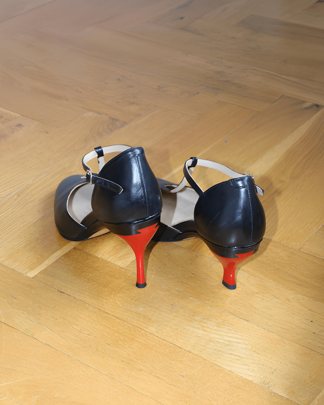 Marla Salomé Noir Pré - commande - Tanya Heath Paris