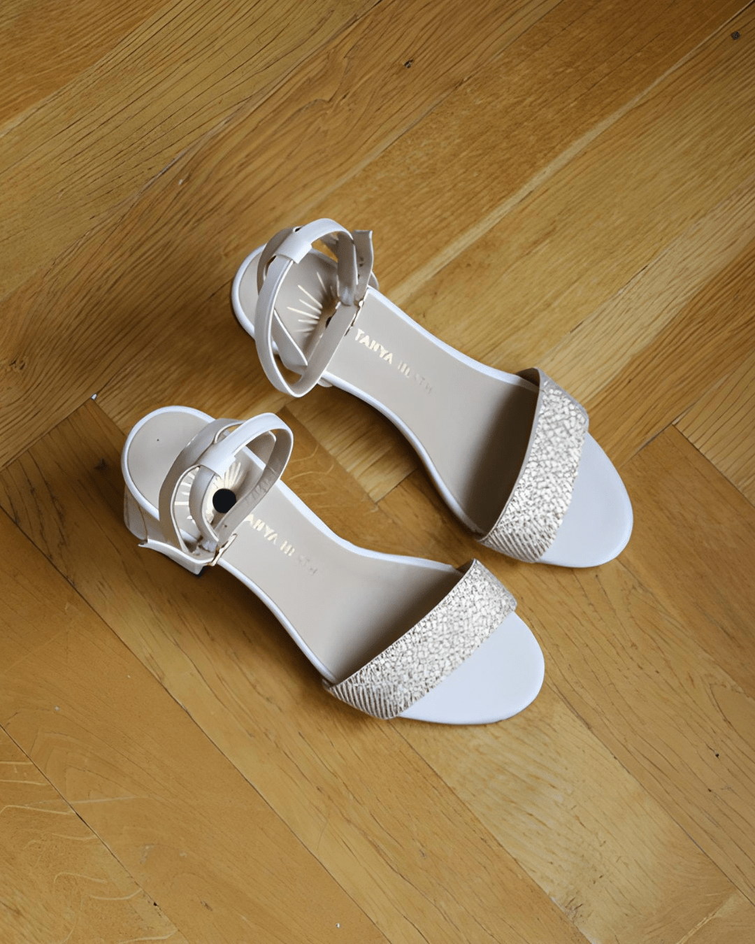 Mia Sandale Beige et Or - Tanya Heath Paris