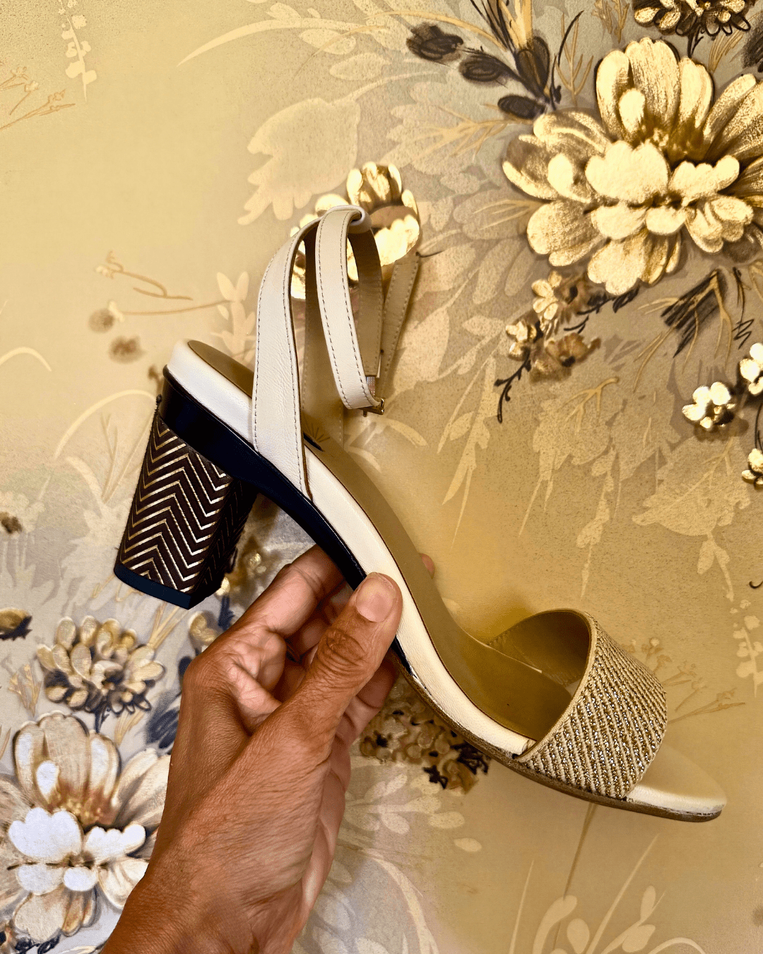 Mia Sandale Beige et Or - Tanya Heath Paris