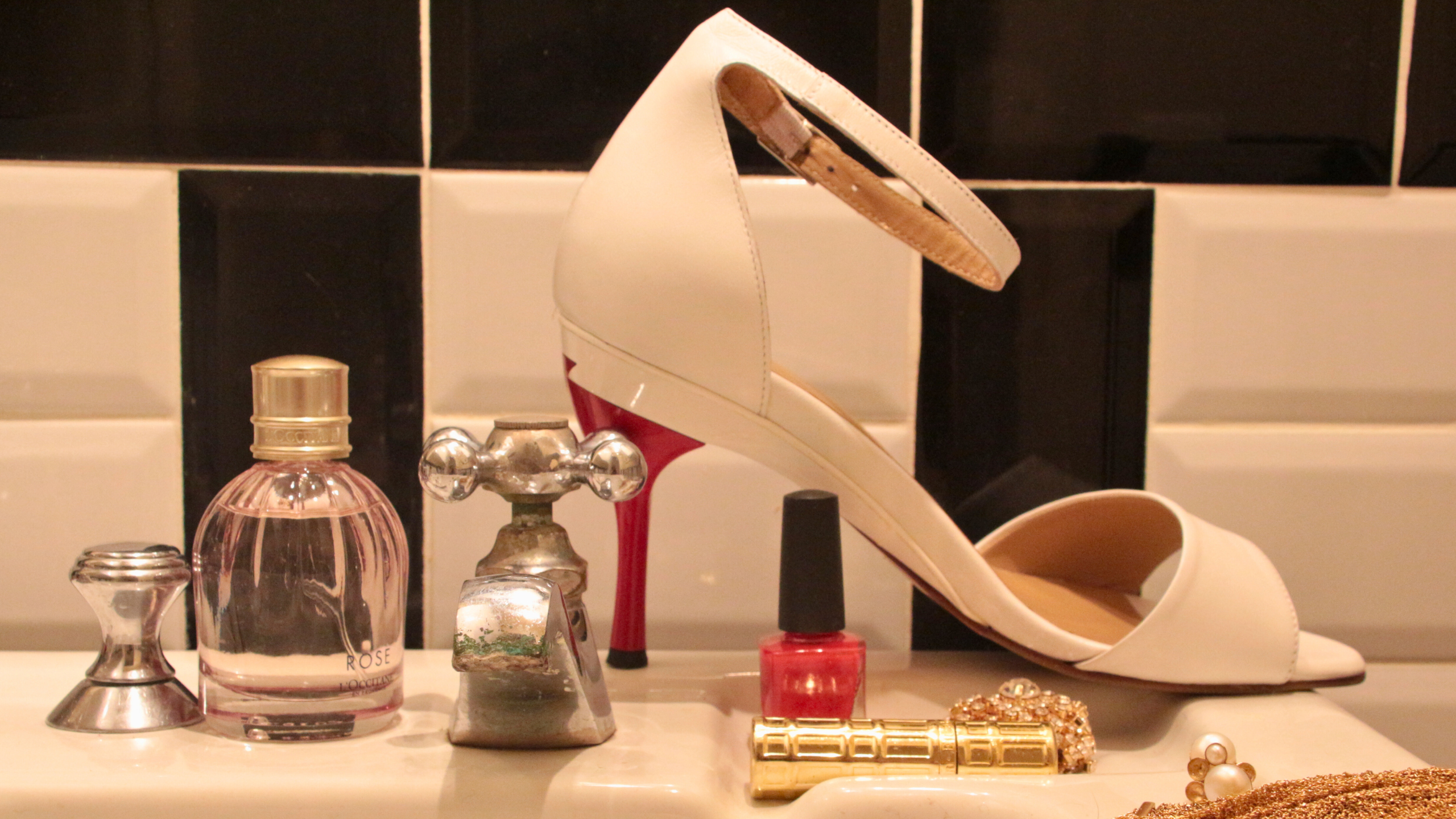 Ajustable shoes removable heels interchangeable heels Tanya Heath Paris